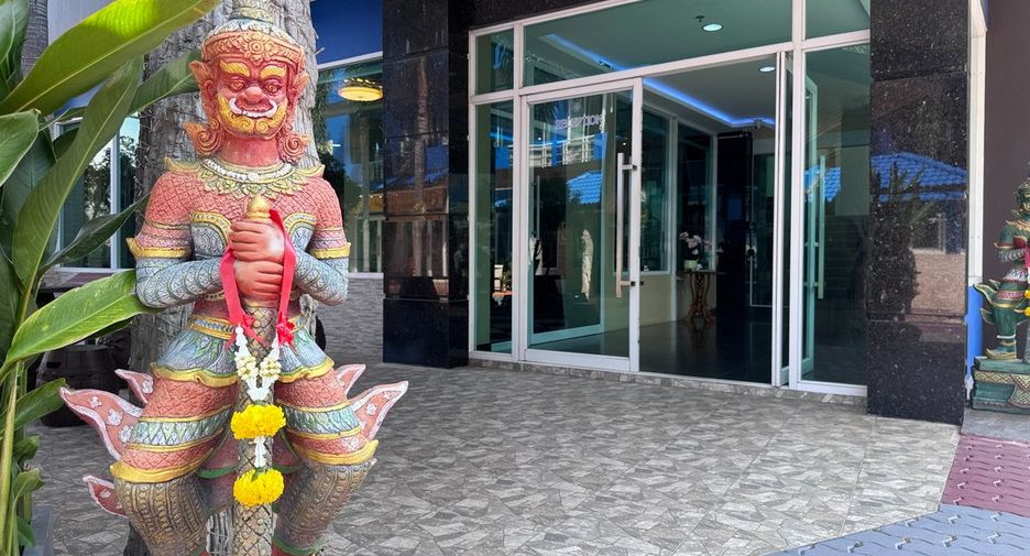 Hotel zum Kauf mit 79 Zimmer in Mueang Buriram, Buriram