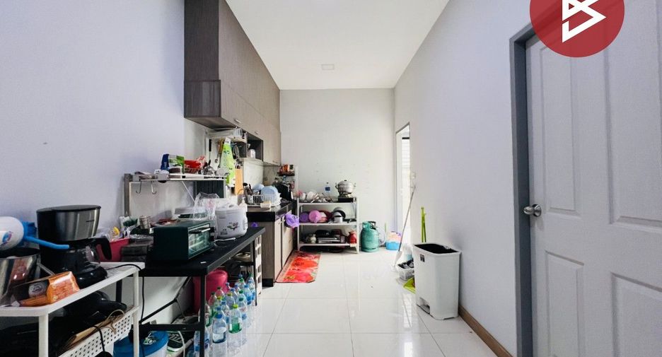 Reihenhaus zum Kauf mit 4 Zimmer in Amphawa, Samut Songkhram