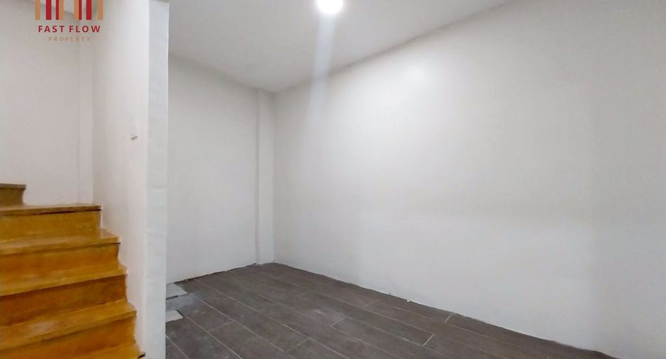 For sale 2 bedrooms townhouse in Bang Bua Thong, Nonthaburi