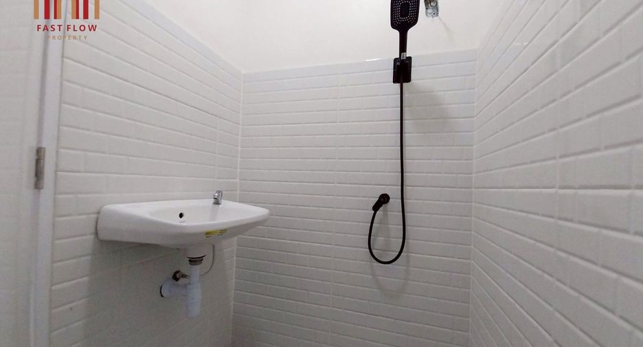 For sale 2 bedrooms townhouse in Bang Bua Thong, Nonthaburi