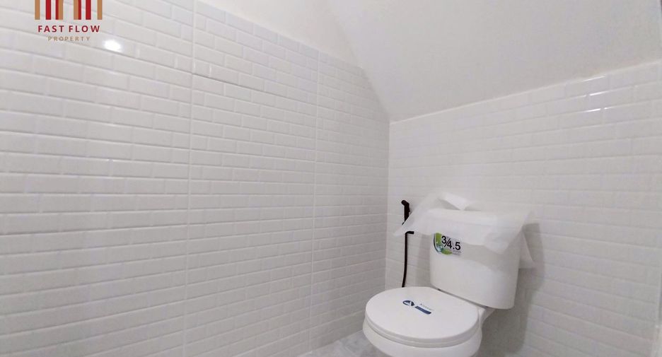 For sale 2 bedrooms townhouse in Bang Bua Thong, Nonthaburi