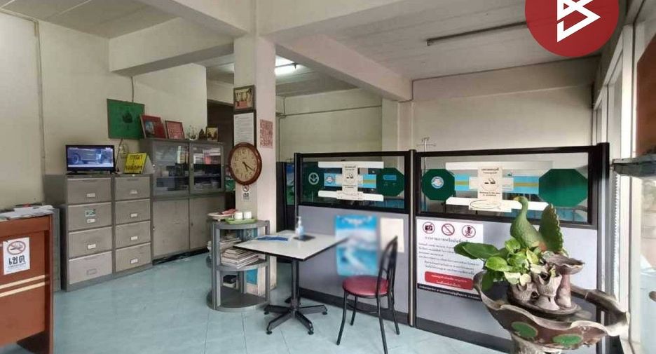 For sale 8 bedrooms retail Space in Chok Chai, Nakhon Ratchasima