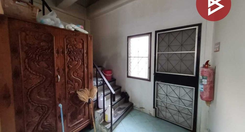 For sale 8 bedrooms retail Space in Chok Chai, Nakhon Ratchasima