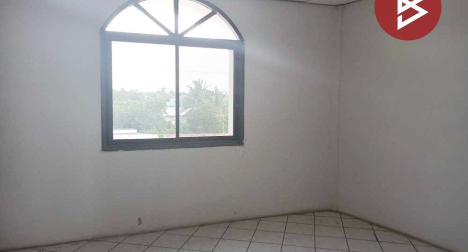 For sale 8 bedrooms retail Space in Chok Chai, Nakhon Ratchasima