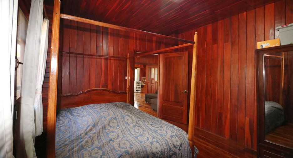 Haus zum Kauf mit 3 Zimmer in Mueang Udon Thani, Udon Thani
