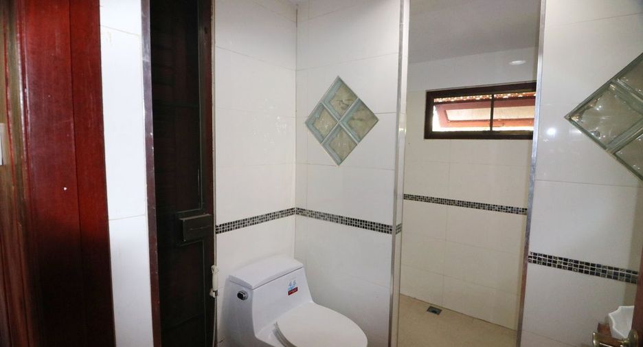 Haus zum Kauf mit 3 Zimmer in Mueang Udon Thani, Udon Thani