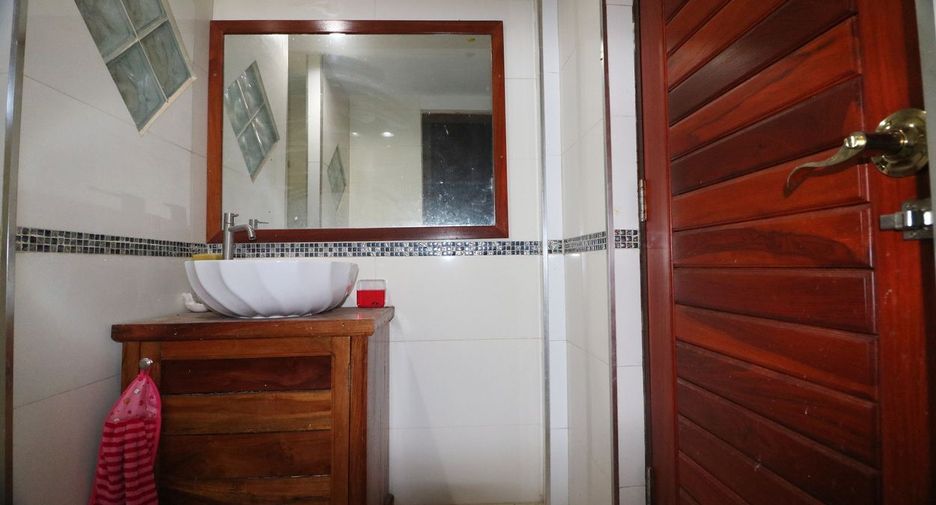Haus zum Kauf mit 3 Zimmer in Mueang Udon Thani, Udon Thani