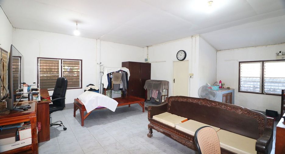 Haus zum Kauf mit 3 Zimmer in Mueang Udon Thani, Udon Thani