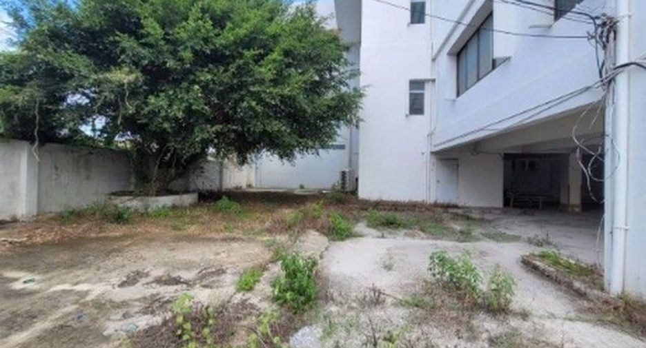 For sale 1 bed office in Phrom Khiri, Nakhon Si Thammarat