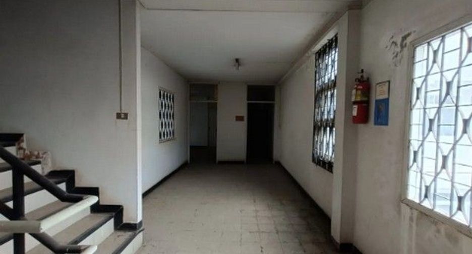 À vendre 1 chambre bureau à Taphan Hin, Phichit