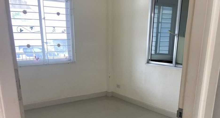 For sale 3 bedrooms house in Ban Bueng, Chonburi