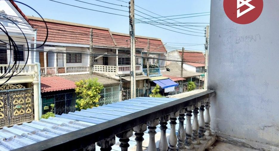 For sale 2 bedrooms townhouse in Mueang Nakhon Sawan, Nakhon Sawan