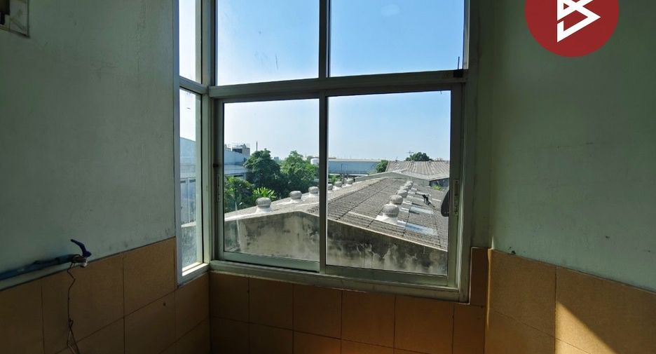 Wohnung zum Kauf mit 1 Zimmer in Krathum Baen, Samut Sakhon