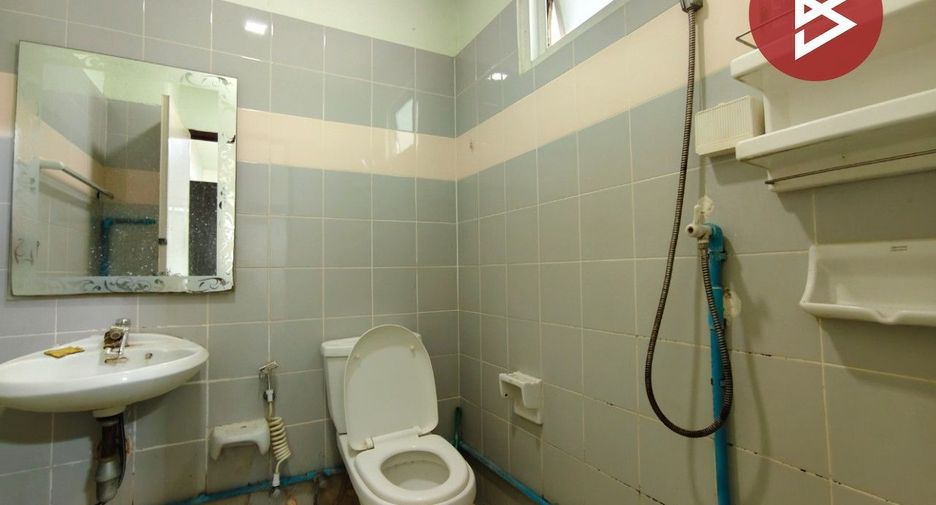 Wohnung zum Kauf mit 1 Zimmer in Krathum Baen, Samut Sakhon