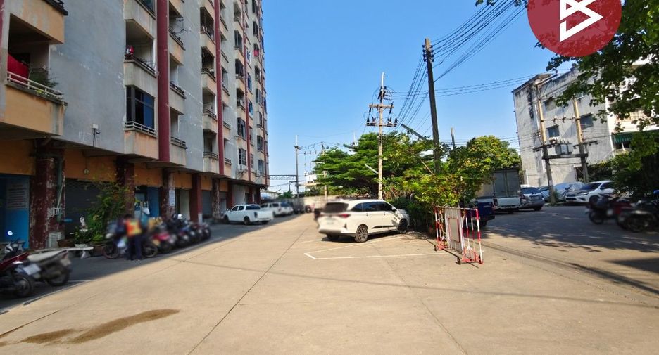 Wohnung zum Kauf mit 1 Zimmer in Krathum Baen, Samut Sakhon