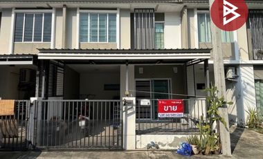 For sale 3 bedrooms townhouse in Mueang Samut Prakan, Samut Prakan