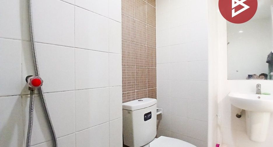 For sale 3 bedrooms townhouse in Prawet, Bangkok