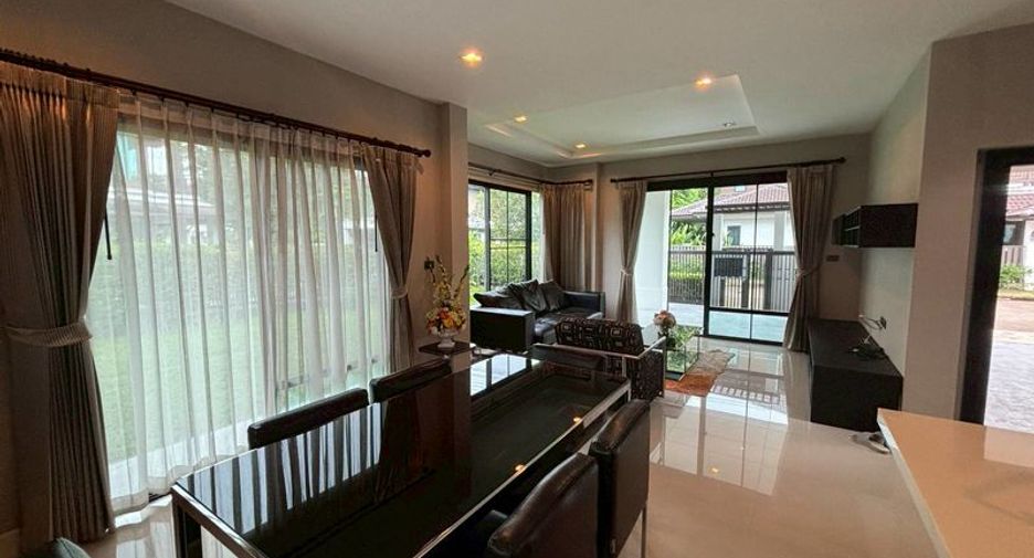 For rent 3 bedrooms house in San Sai, Chiang Mai