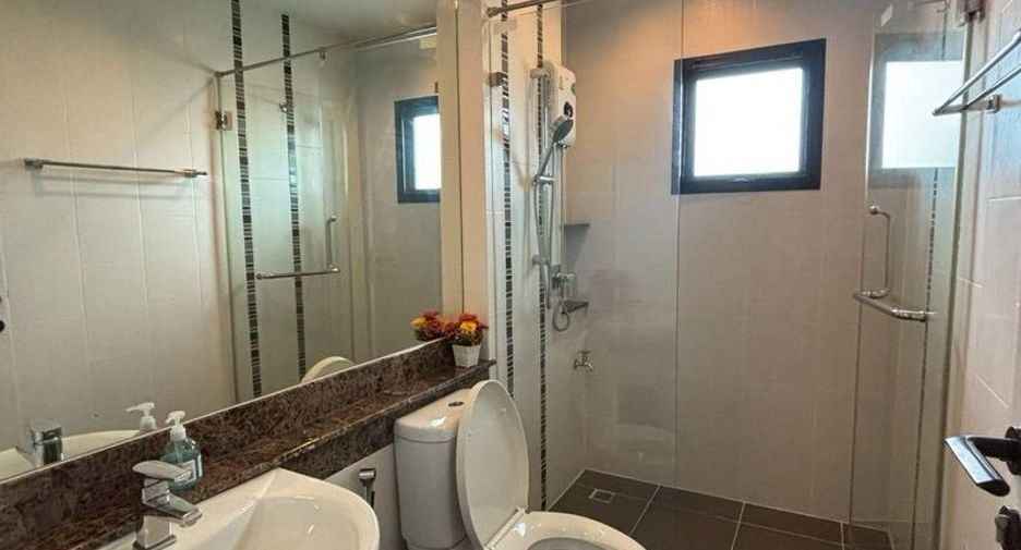 For rent 3 bedrooms house in San Sai, Chiang Mai