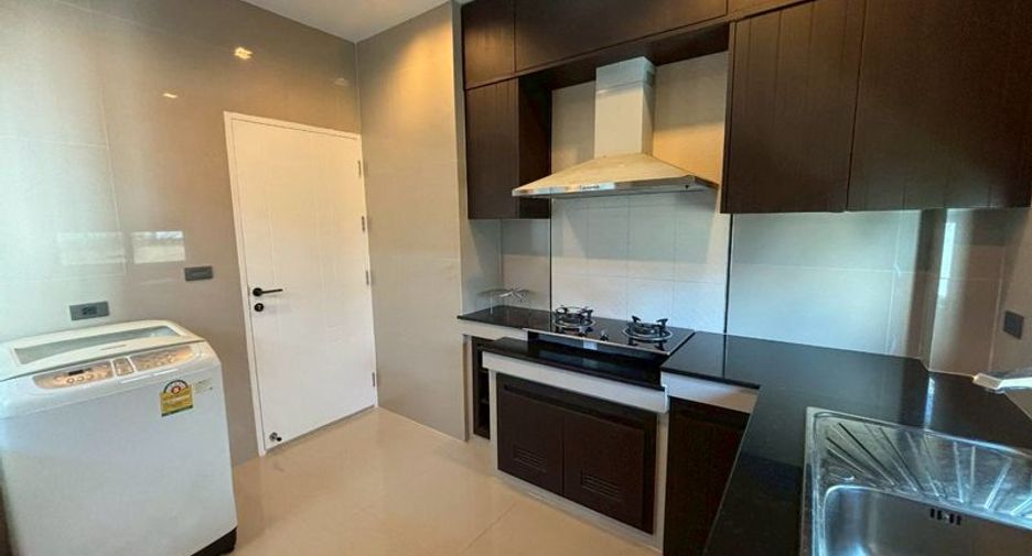For rent 3 bedrooms house in San Sai, Chiang Mai