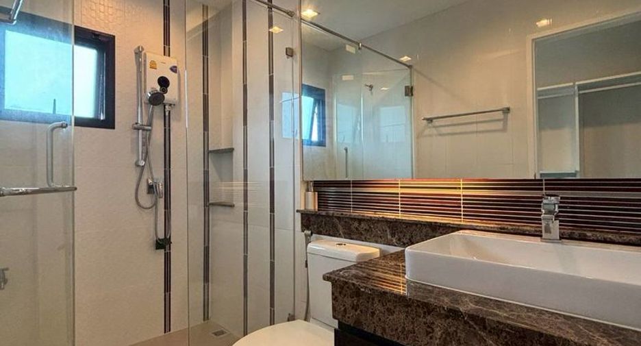 For rent 3 bedrooms house in San Sai, Chiang Mai