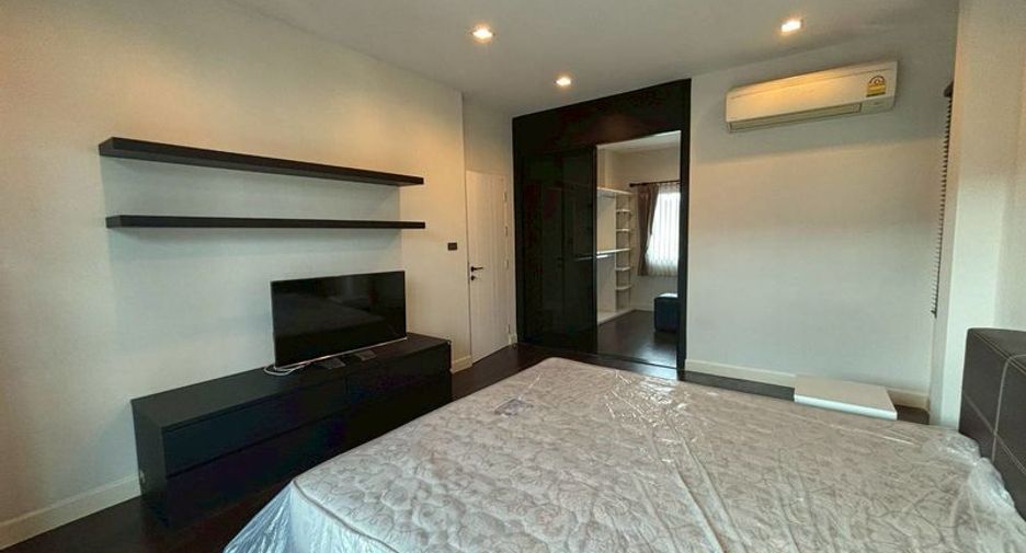 For rent 3 bedrooms house in San Sai, Chiang Mai