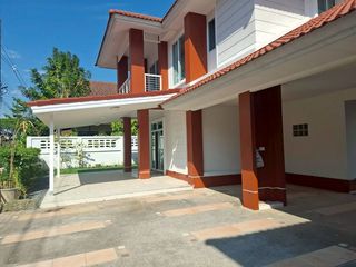 À louer 3 chambres maison à Mueang Chiang Mai, Chiang Mai