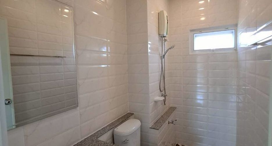 For rent 3 bedrooms house in Mueang Chiang Mai, Chiang Mai