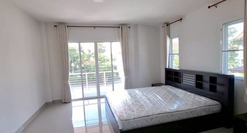 For rent 3 bedrooms house in Mueang Chiang Mai, Chiang Mai