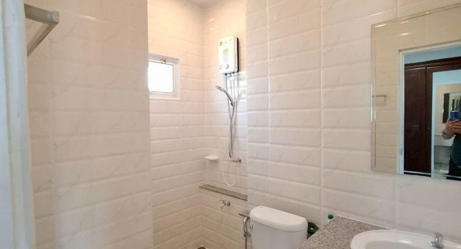 For rent 3 bedrooms house in Mueang Chiang Mai, Chiang Mai