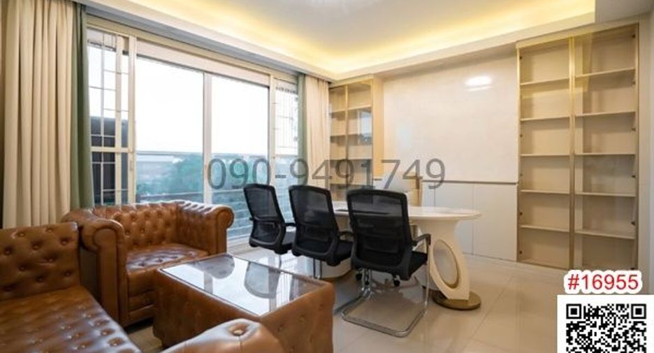 For sale 4 bedrooms retail Space in Lat Krabang, Bangkok