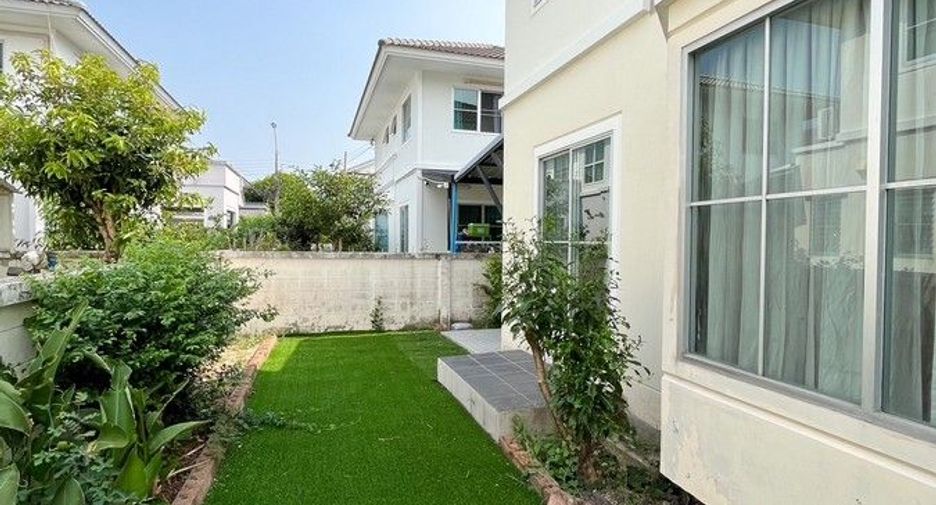Casa en alquiler de 3 habitaciones en Bang Bo, Samut Prakan