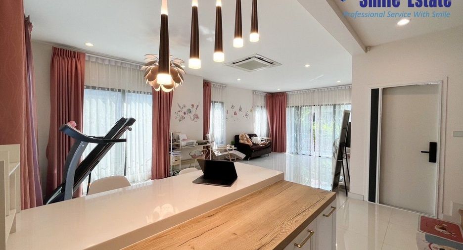 For rent 3 bedrooms house in Prawet, Bangkok