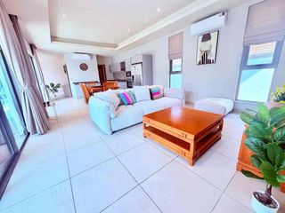 Villa zur Miete mit 3 Zimmer in Bang Lamung, Chonburi