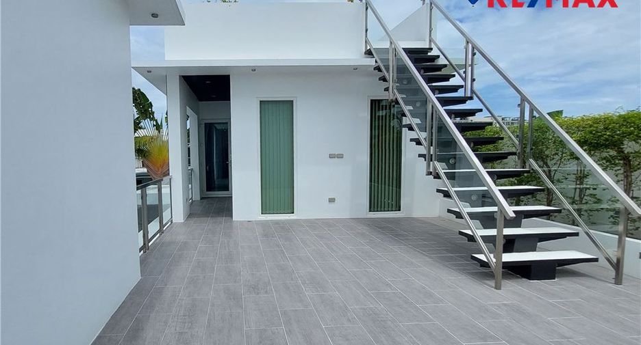 Haus zum Kauf mit 5 Zimmer in Bang Lamung, Chonburi