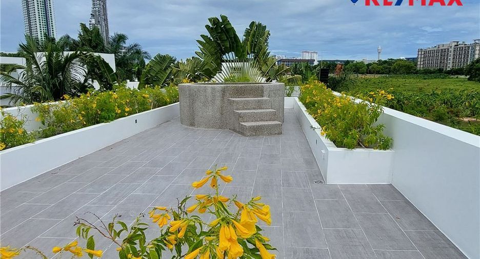 Haus zum Kauf mit 5 Zimmer in Bang Lamung, Chonburi