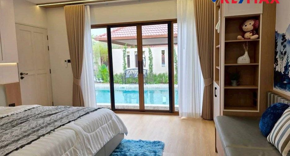 For rent 4 bedrooms house in Bang Lamung, Chonburi