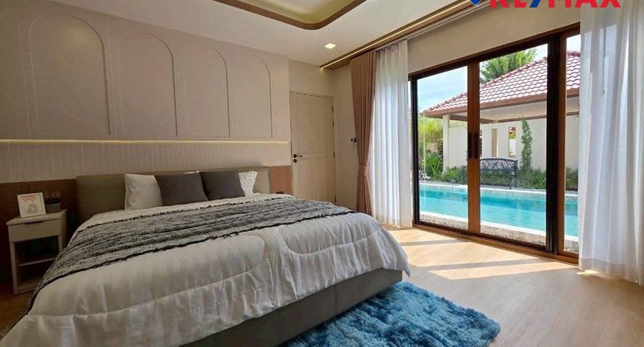 For rent 4 bedrooms house in Bang Lamung, Chonburi