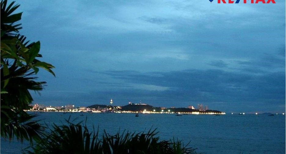 For rent 3 bedrooms condo in Bang Lamung, Chonburi