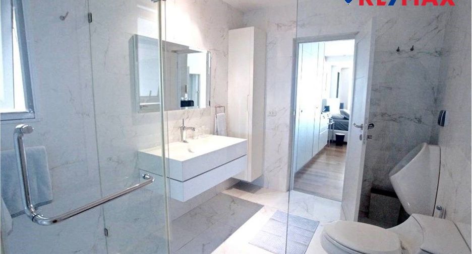 For rent 3 bedrooms condo in Bang Lamung, Chonburi