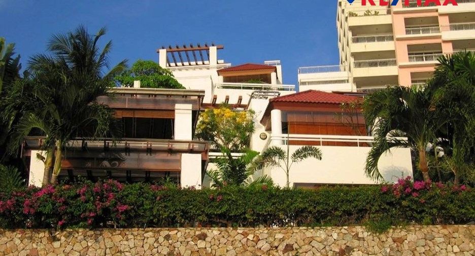 For rent 3 bedrooms condo in Bang Lamung, Chonburi