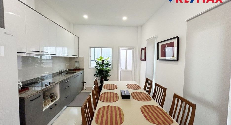 À vendre 3 chambres maison à Huay Yai, Pattaya