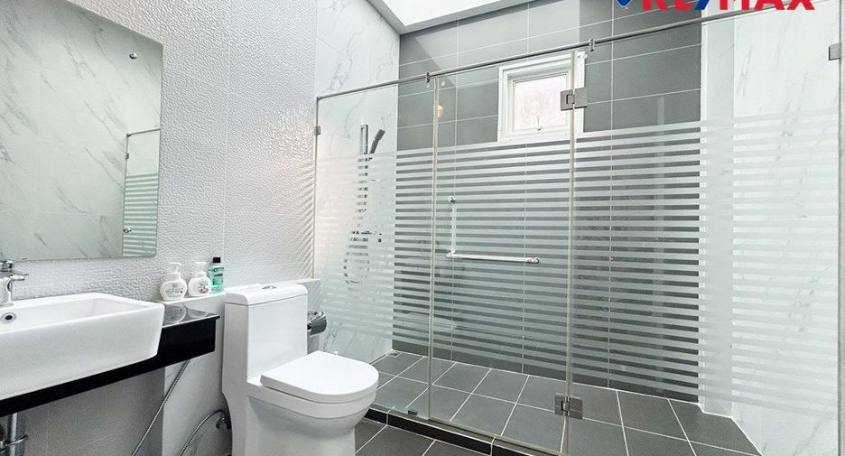 À vendre 3 chambres maison à Huay Yai, Pattaya