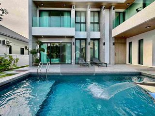 Haus zum Kauf mit 5 Zimmer in Bang Lamung, Chonburi