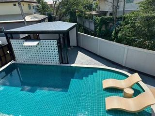 Casa en alquiler de 6 habitaciones en Saraphi, Chiang Mai