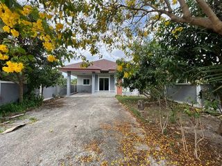 Casa en venta de 3 habitaciones en Ban Khai, Rayong