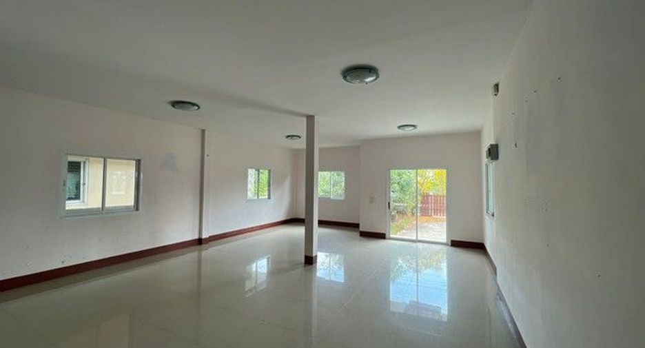出售 3 卧室 独立屋 在 Ban Khai, Rayong