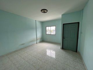 Casa adosada en venta de 2 habitaciones en Mueang Rayong, Rayong