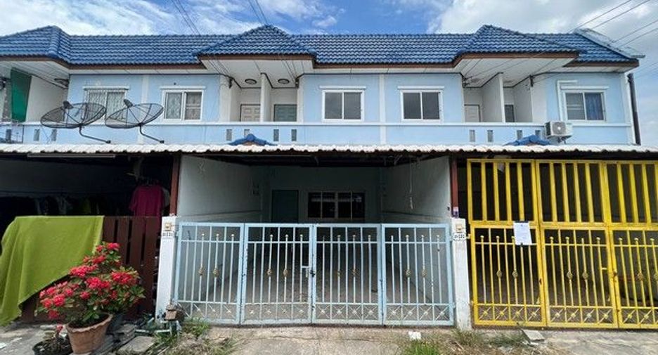For sale 2 bedrooms townhouse in Mueang Rayong, Rayong