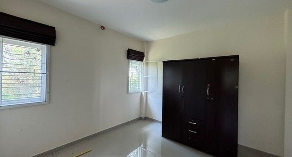 出售 2 卧室 独立屋 在 Ban Khai, Rayong